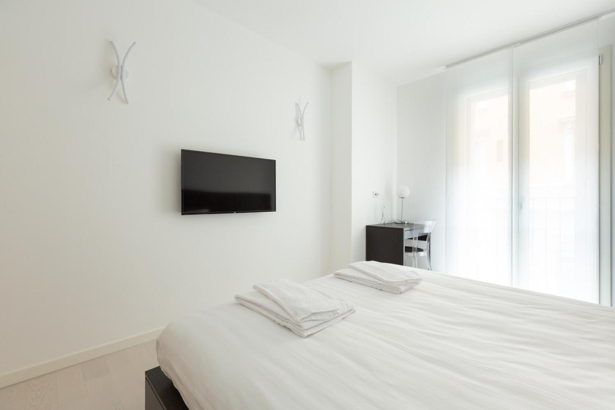 Porta Nuova Bright And Roomy Flat Milano Ngoại thất bức ảnh